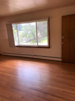 1010 W. Badger Rd   [AVAILABLE JUNE 1ST]