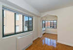 Bright, Beautiful 605 sq ft 1 bed, 1 bath in Washington now showing!