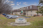 Toledo-Beautiful 2 Bed 1 Bath Upper
