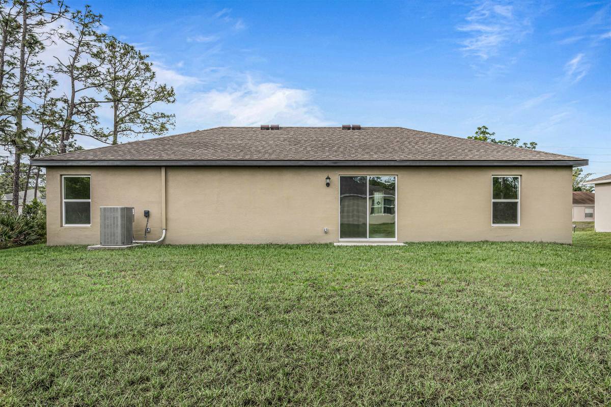 No Application Fee! No Payment for your First Month! 🏡
