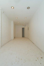 Efficiency Unleashed: 450sqft Retail Space! 🛍️✨