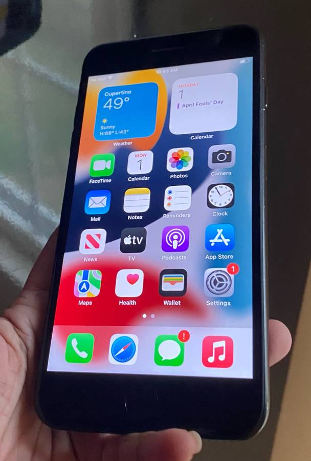 APPLE IPHONE 7 PLUS - UNLOCKED FOR ANY SIM CARD