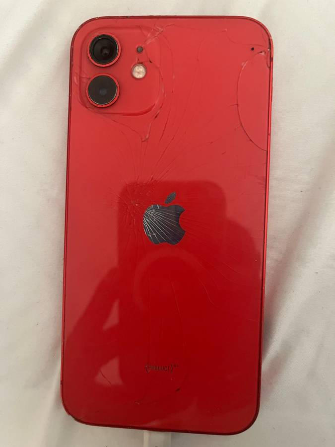 Used unlocked iphone 12, 64gb with cracks