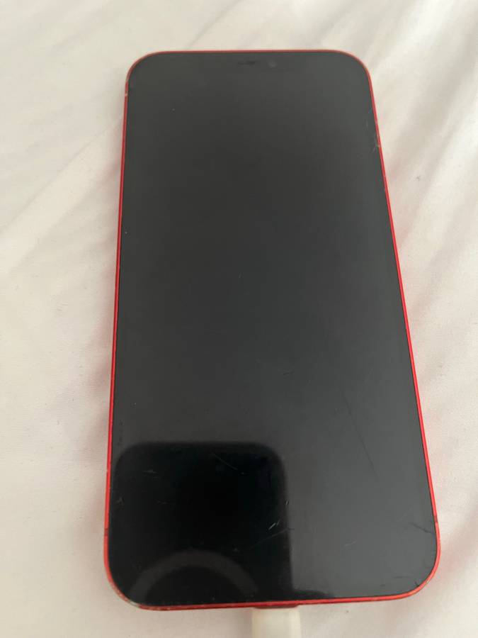 Used unlocked iphone 12, 64gb with cracks