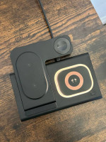 Never Used Light Up 3-in-1 Charging Station (iPhone/Apple Watch/AirPods)