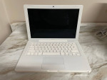 Apple MacBook A1181 - Intel C2Duo 2.0Ghz 2GB Ram 320GB HDD MacOS 10.8