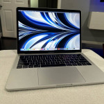 APPLE MACBOOK PRO 13” 2017 THUNDERBOLT 3 PORTS INTEL CORE i5 @ 3.1GHZ 16GB RAM