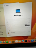2022 MacBook Pro m2 13 inches 256GB AppleCare + 2 years