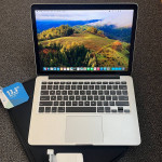 2015 Apple MacBook Pro 13" Retina 3.1ghz Intel i5 IRIS Mac OS Sonoma