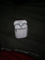 Apple Airpods