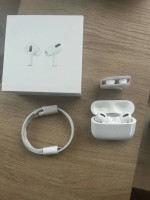 Airpods pro 1st generation