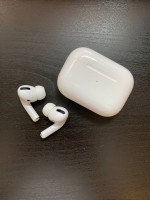 APPLE AirPods Pro 1st Gen (Used)