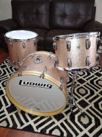 Ludwig Classic Maple Champagne Sparkle Drum Kit