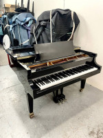 Baldwin M Baby Grand Piano 5'2" Polished Ebony