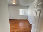 2badroom and 1 bathroom