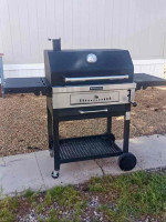 Cart-Style Charcoal Grill ® KitchenAid