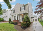 SPACIOUS HOME AVAILABLE FOR RENT AND READY FOR IMMEDIATE MOVE IN!