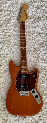 2021 Fender Player Mustang 90 guitar with SKB hardcase, MINT CONDITION