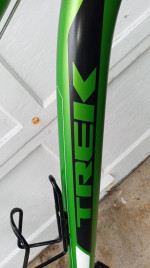 TREK 3 SERIES 3900 M/T DISC 18" MED.RAI L TRAIL PATH FUN FITNESS