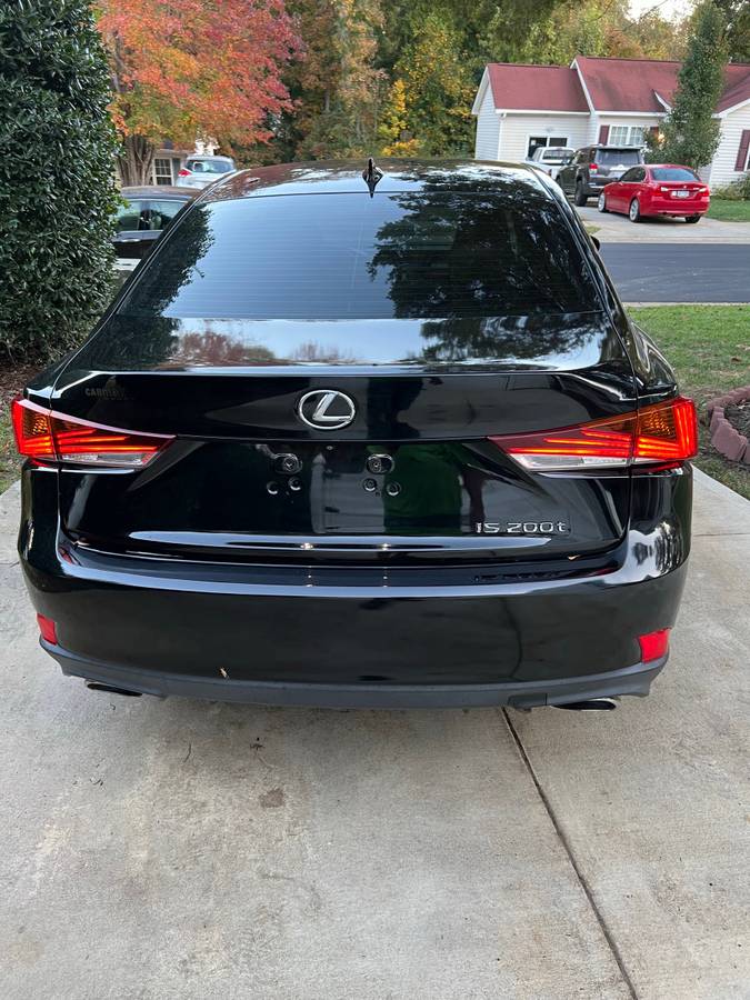 Lexus 84,000 mi