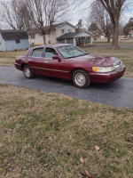 Lincoln Town Car 91,000 mi