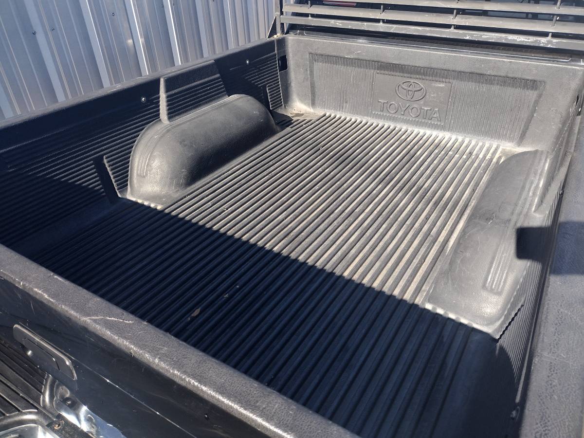 1999 Toyota Tacoma SR5 4WD  139,000 mi