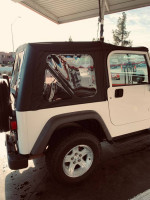 2005 Jeep Wrangler Sport 4WD  86,000 mi