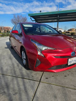 2017 Toyota Prius 61,000 mi