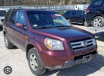 2008 Honda Pilot SUV in great shape, 4x4, with low miles and new motor, perfect for various weather conditions