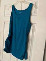 Mostly mediums sleeveless shirts/tank top maternity lot