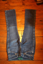 Wrangler "Sadie" size 3 jeans BRAND NEW
