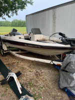 1996 Bayliner Quatum Fish Ski Boat Trailer 120 Force Motor By Mercury