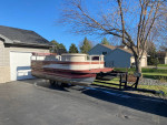 EXCELLENT CONDITION! Crestliner Pontoon with 40HP Mercury and trailer!