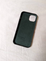 iPhone 13 Green 128GB & FineWoven Wallet with MagSafe Evergreen