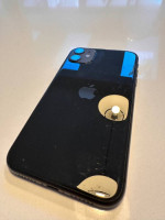 iPhone 11 64gb black unlocked