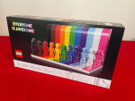 LEGO Everyone Is Awesome (40516)